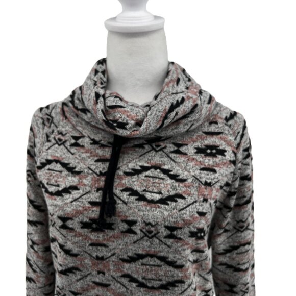 Derek Heart Aztec Cowl Neck Sweater size M  comfy cozy - Picture 1 of 10